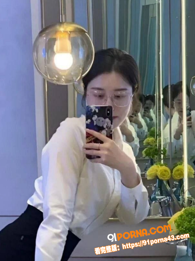 南通楼盘销售 李冉 上班...（1）